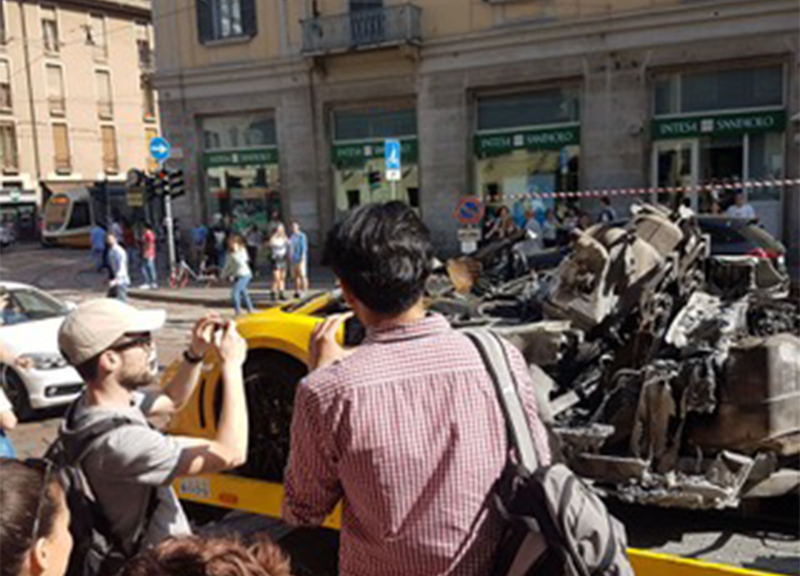 “Le Lamborghini vanno a fuoco”. Video