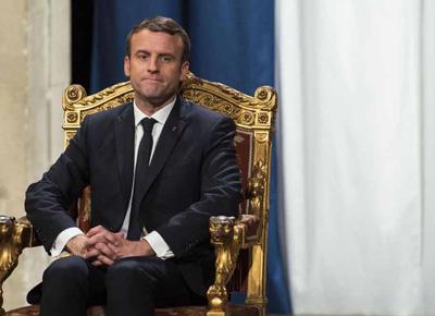 macron cerimonia