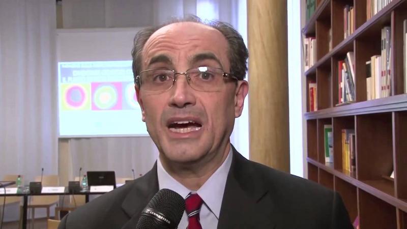 Endometriosi: l’intervento chirurgico non è più l’unica soluzione possibile Endometriosi: l’intervento chirurgico non è più l’unica soluzione possibile