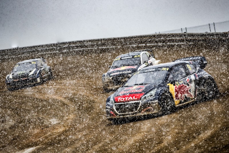 Rallycross Loeb e la sua Peugeot 208 WRX sul podio della tappa portoghese Rallycross Loeb e la sua Peugeot 208 WRX sul podio della tappa portoghese