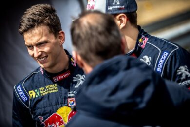 Rallycross Loeb e la sua Peugeot 208 WRX sul podio della tappa portoghese