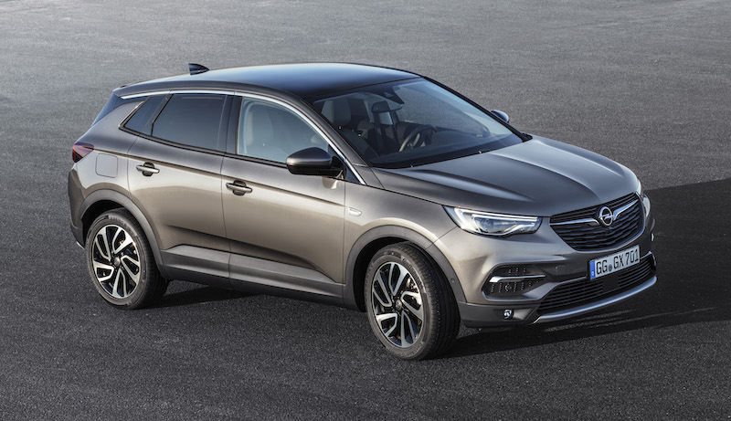 Opel Grandland X: debutta il nuovo diesel 1.5 da 130 CV Opel Grandland X: debutta il nuovo diesel 1.5 da 130 CV