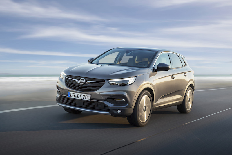 Opel Grandland X: debutta il nuovo diesel 1.5 da 130 CV Opel Grandland X: debutta il nuovo diesel 1.5 da 130 CV