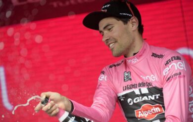 Giro d’Italia 2018: Tom Dumoulin vince e ‘resta’ maglia rosa. “Sapevo che..”