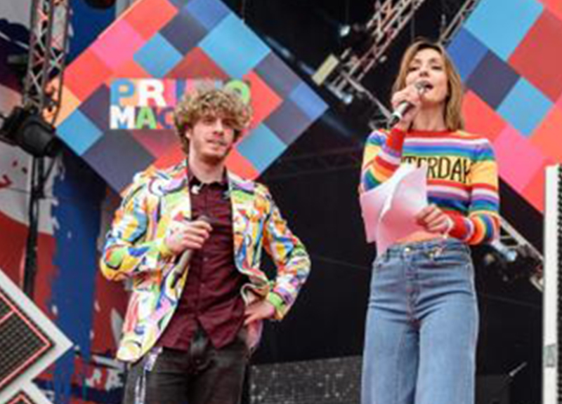Ambra griffata al Concertone? Selvaggia Lucarelli: io con questa maglia.. FOTO
