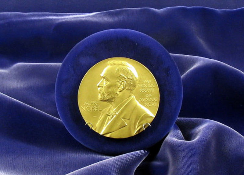 Il Nobel. La poesia inedita di Guido Oldani Il Nobel. La poesia inedita di Guido Oldani