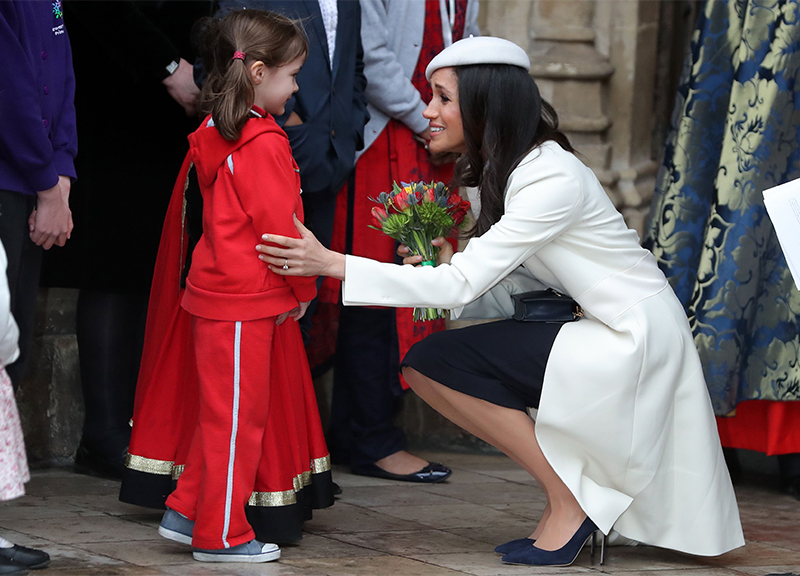 Meghan Markle e Harry agli invitati: “Portatevi il pranzo al sacco”. FOTO