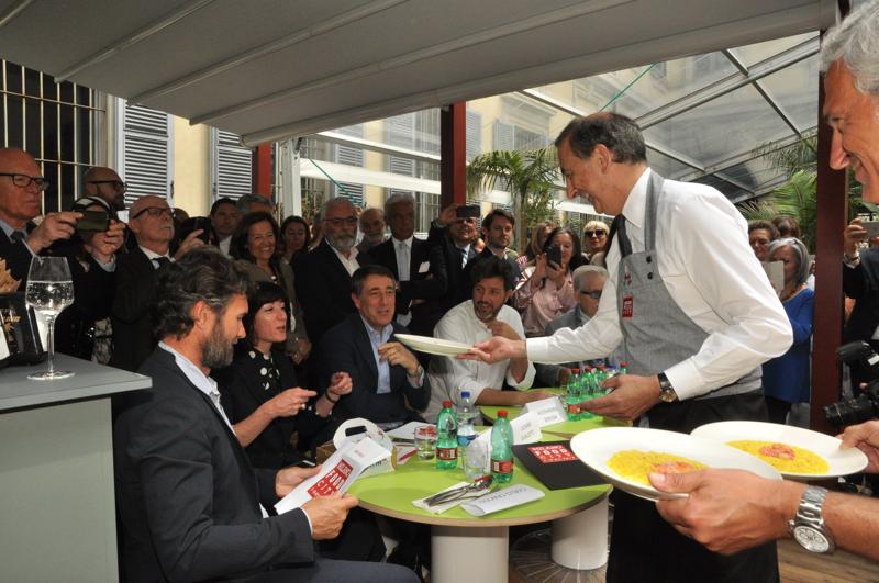 Milano Food City: sfida ai fornelli tra Sala, Fontana e Sangalli. FOTO Milano Food City: sfida ai fornelli tra Sala, Fontana e Sangalli. FOTO
