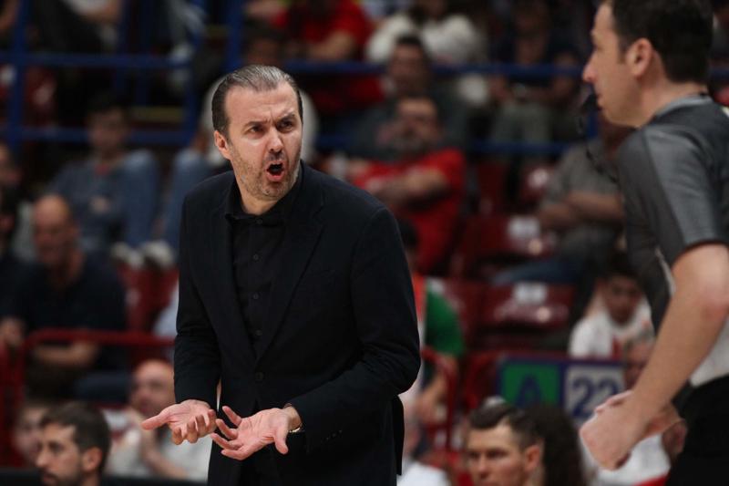 Olimpia Milano-Pistoia 101-74: ora lo spareggio con Venezia per il primo posto Olimpia Milano-Pistoia 101-74: ora lo spareggio con Venezia per il primo posto