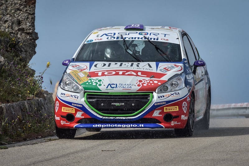 Peugeot Competition Top 208 , Ciuffi vince il Targa Florio