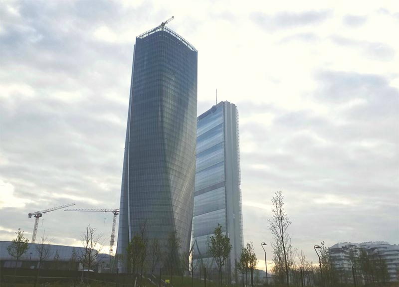 Milano, a Citylife le torri diventano cinque. Ecco il nuovo progetto Milano, a Citylife le torri diventano cinque. Ecco il nuovo progetto
