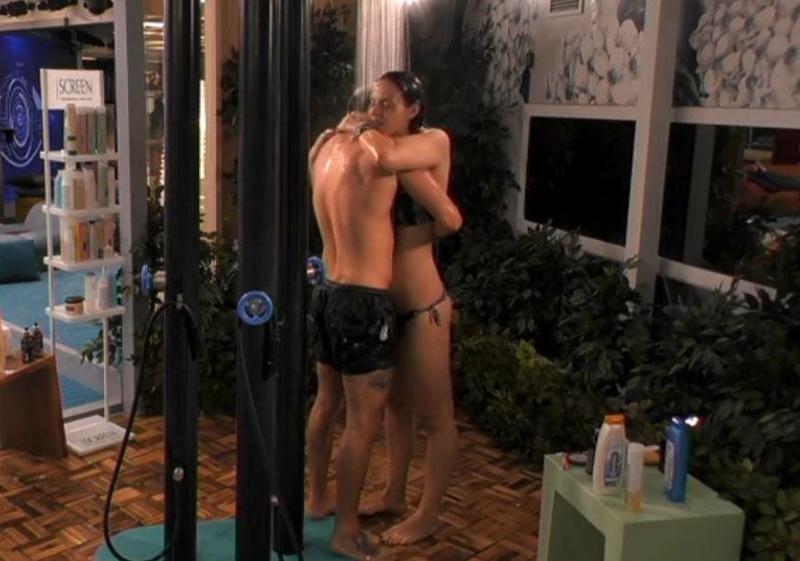 Grande Fratello 2018, KEN UMANO LASCIA LA CASA. I RAGAZZI… Gf 2018 news Grande Fratello 2018, KEN UMANO LASCIA LA CASA. I RAGAZZI… Gf 2018 news