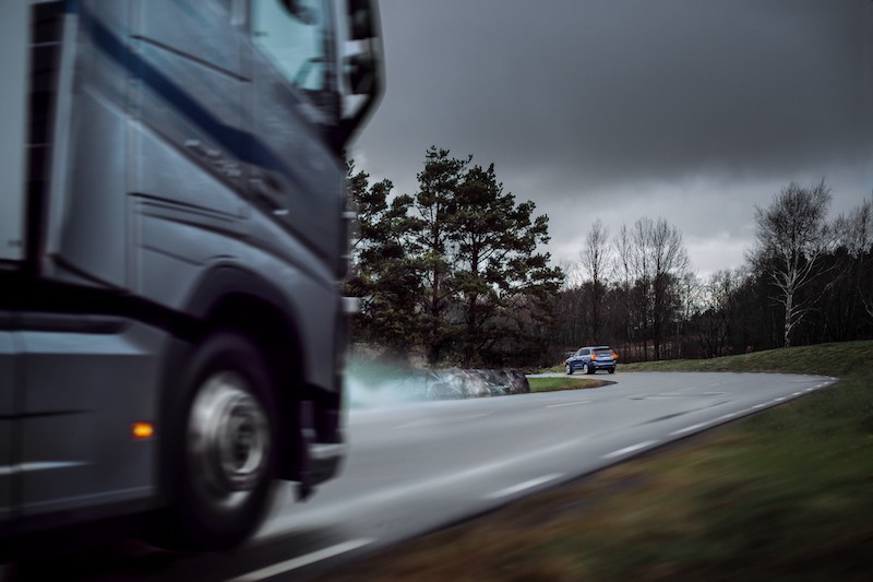 Volvo Cars e  Trucks, condividere per migliorare la sicurezza sulle strade