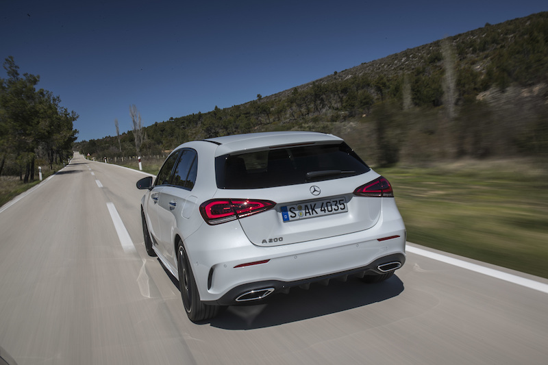 Nuova Mercedes-Benz Classe A, la prima auto con intelligenza artificiale Nuova Mercedes-Benz Classe A, la prima auto con intelligenza artificiale