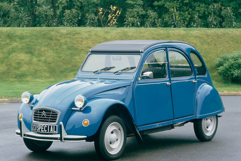 La Citroen 2 CV torna a scuola…… La Citroen 2 CV torna a scuola……