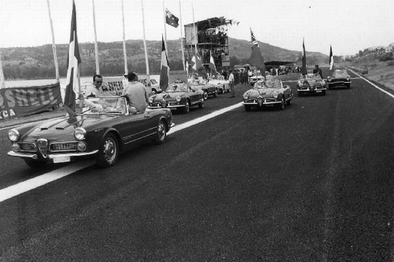 Pirelli: siglato l’accordo con dell’Autodromo siciliano di Pergusa Pirelli: siglato l’accordo con dell’Autodromo siciliano di Pergusa