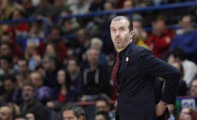 Olimpia Milano-Cantù 105-73. Pianigiani: “Ritmo giusto, ora azzeriamo tutto”