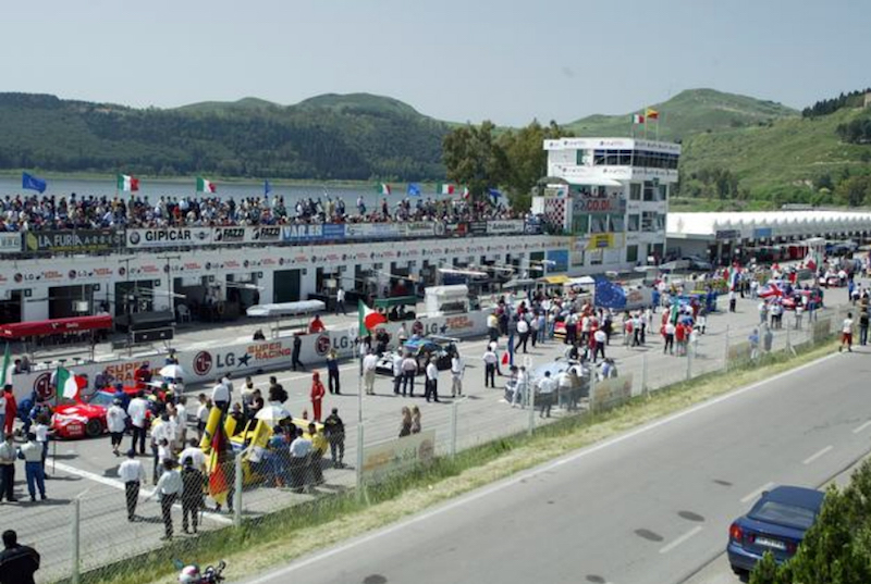 Pirelli: siglato l’accordo con dell’Autodromo siciliano di Pergusa Pirelli: siglato l’accordo con dell’Autodromo siciliano di Pergusa