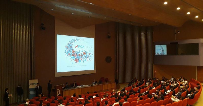 FCA Bank: dialogo costruttivo con gli studenti della “Federico II” di Napoli FCA Bank: dialogo costruttivo con gli studenti della “Federico II” di Napoli