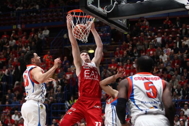 Olimpia Milano-Cantù 87-75, Pianigiani: “Ora cerchiamo di chiuderla a Desio” Olimpia Milano-Cantù 87-75, Pianigiani: “Ora cerchiamo di chiuderla a Desio”