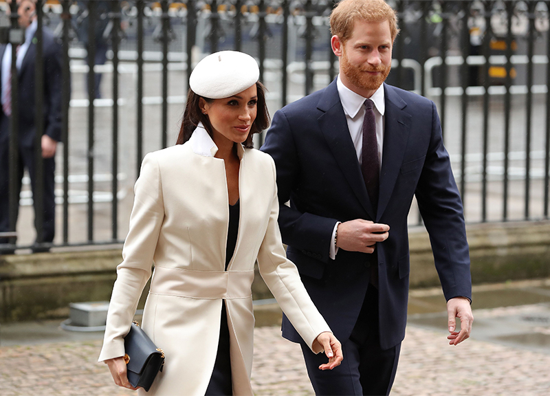 Meghan Markle “trema”: ecco chi sbarca a Londra per le nozze Harry Meghan