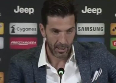 Buffon si commuove ringraziando la Juventus: “Mi ha reso campione”