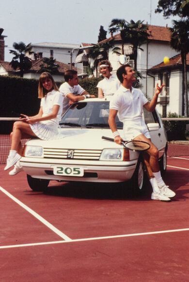 Il Leone  Peugeot incontra il Coccodrillo Lacoste  al Roland Garros
