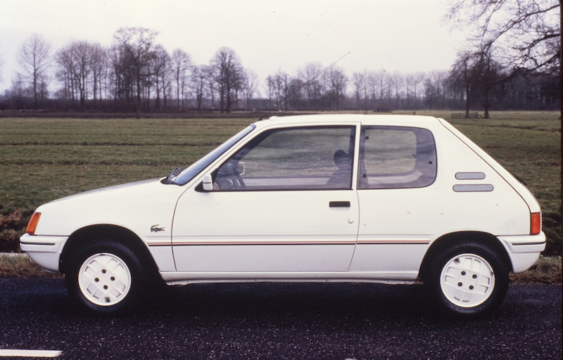 Il Leone Peugeot incontra il Coccodrillo Lacoste al Roland Garros Il Leone Peugeot incontra il Coccodrillo Lacoste al Roland Garros