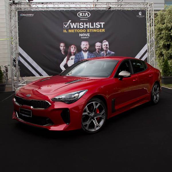Kia Stinger:diventa realtà e sbarca in TV Kia Stinger:diventa realtà e sbarca in TV