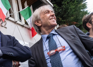 Imprenditore fallito a Monza, eseguito sfratto. Visita di Salvini e Di Maio