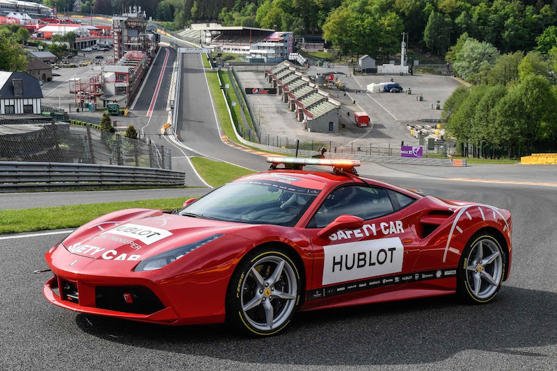 Pirelli: la safety car del Ferrari Challenge monterà le P Zero Color Edition Pirelli: la safety car del Ferrari Challenge monterà le P Zero Color Edition