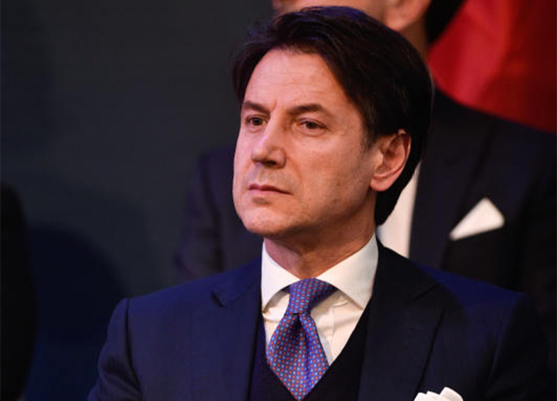 Governo M5s-Lega, attesa per Conte: “In buona fede, non ho inventato nulla” Governo M5s-Lega, attesa per Conte: “In buona fede, non ho inventato nulla”