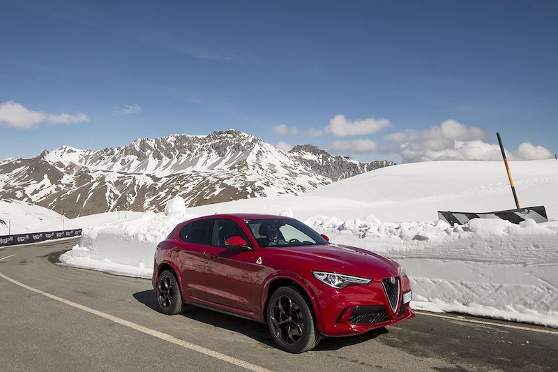 “Stelvio Cup”: l’Alfa Romeo nel cuore “Stelvio Cup”: l’Alfa Romeo nel cuore