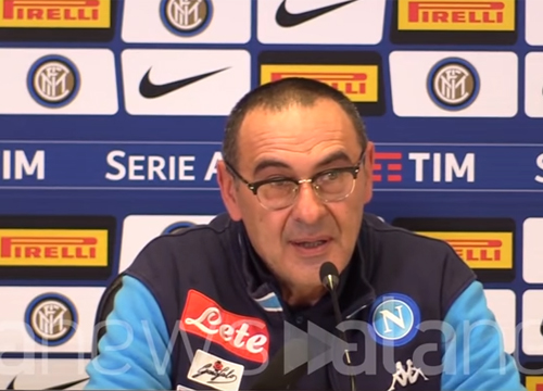 Napoli-Ancelotti, Sarri amareggiato: “Non meritavo di essere liquidato così” Napoli-Ancelotti, Sarri amareggiato: “Non meritavo di essere liquidato così”