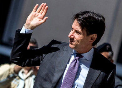 “Giuseppe Conte non è dei nostri”. Su Affari la smentita dell’Opus dei