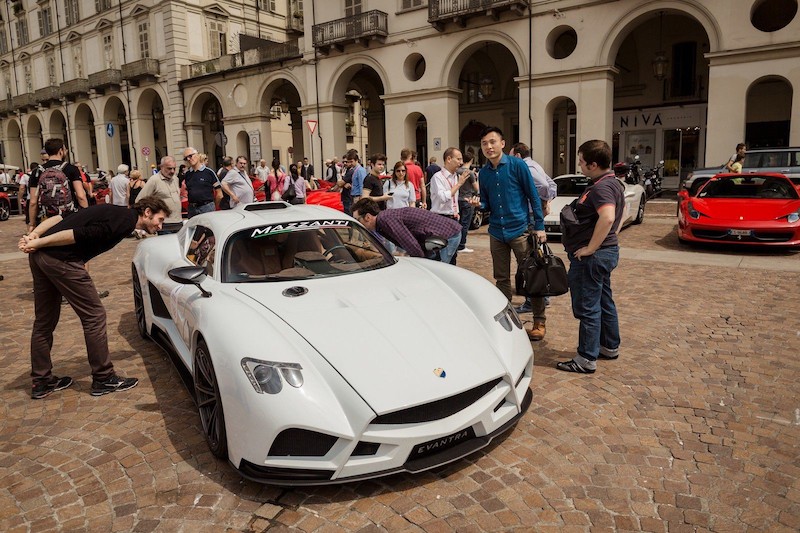 Una “Supercar Night Parade” per l’inaugurazione del Parco Valentino