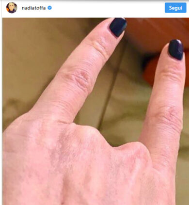 “Nadia Toffa è morta”: LA IENA SMENTISCE LA FAKE NEWS CON IRONIA