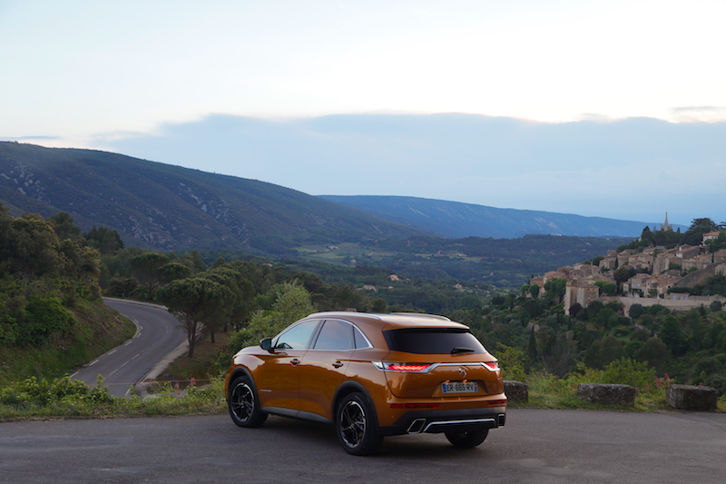 DS 7 CROSSBACK  arriva la versione benzina da 225 CV