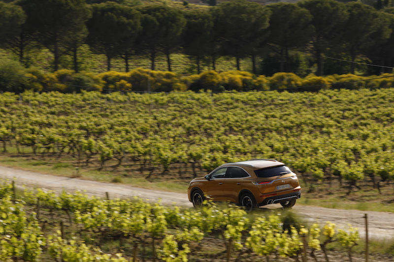 DS 7 CROSSBACK  arriva la versione benzina da 225 CV