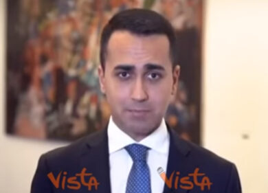Di Maio lancia campagna #IlMioVotoConta: “Appenderò tricolore alla finestra”