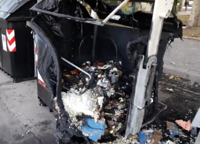 Roma, brucia i cassonetti per divertirsi. In manette piromane 38enne