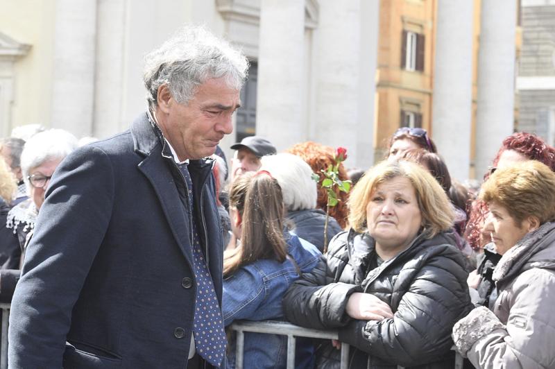 Frizzi, Stella primo compleanno senza papà: il regalo di Carlotta Mantovan