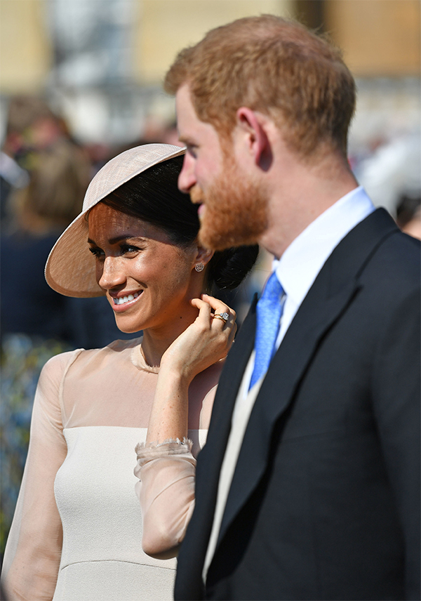 Meghan Markle “è incinta”. Royal wedding: super gossip. MEGHAN MARKLE NEWS