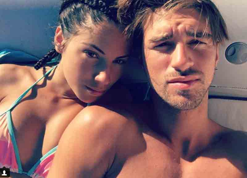 Andrea Damante: “Giulia De Lellis la amo ancora. Siamo ‘esplosi’ perchè…” Andrea Damante: “Giulia De Lellis la amo ancora. Siamo ‘esplosi’ perchè…”