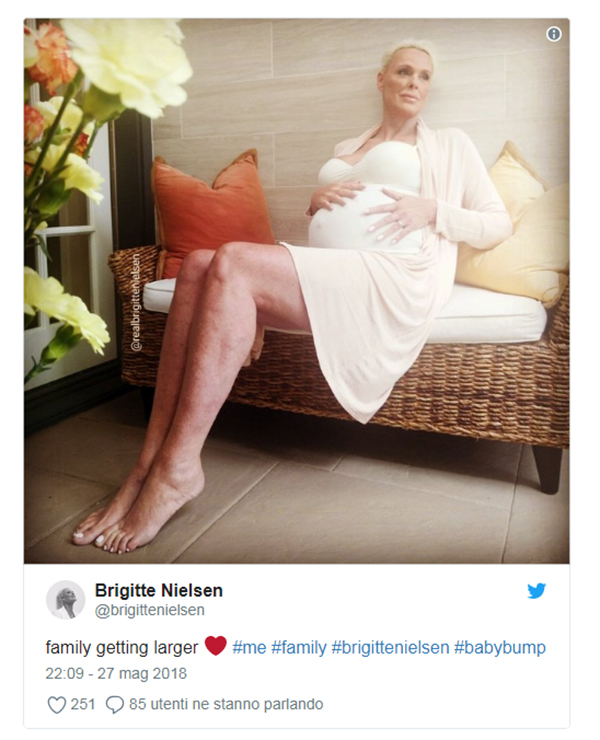 Brigitte Nielsen con il pancione: incinta a 54 anni? E’ polemica Brigitte Nielsen con il pancione: incinta a 54 anni? E’ polemica