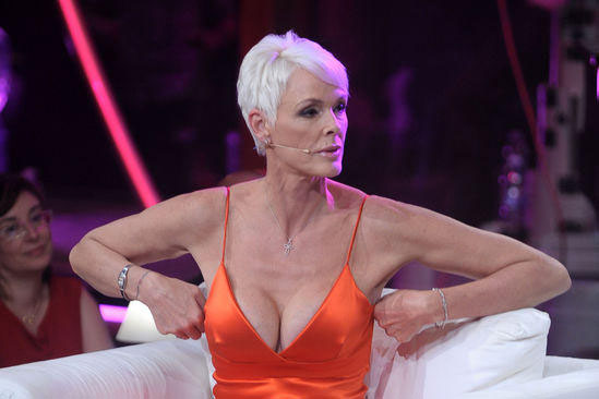 Brigitte Nielsen con il pancione: incinta a 54 anni? E’ polemica Brigitte Nielsen con il pancione: incinta a 54 anni? E’ polemica