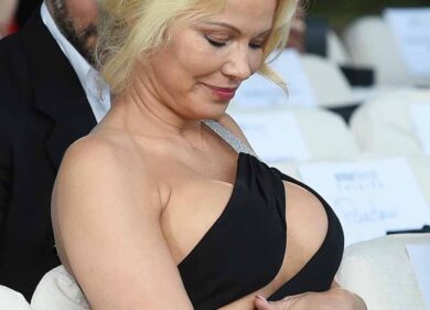 Pamela Anderson ‘indecenti scene pornografiche’: chiude un cinema ad Algeri