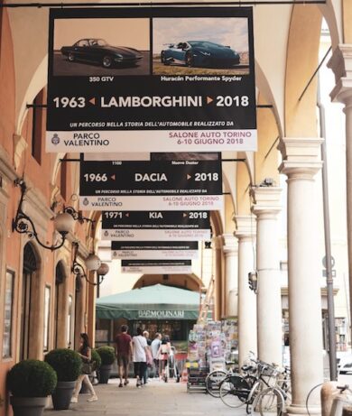 A Modena la mostra fotografica “Un percorso nella storia dell’automobile”