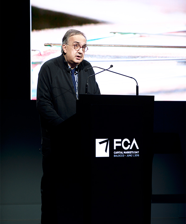 Fca, Marchionne: “Oltre 9 miliardi per auto elettrica. Debito azzerato”