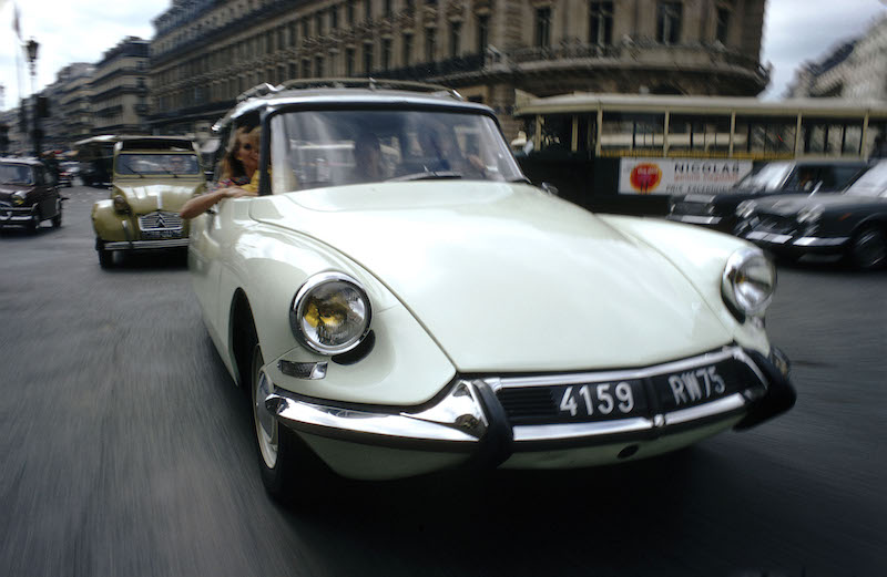 Al 43° SALONE DELL’AUTO DI PARIGI, nasceva la Citroen ID19 Al 43° SALONE DELL’AUTO DI PARIGI, nasceva la Citroen ID19